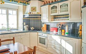 4 Bedroom Lovely Home In Langueux