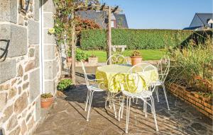 4 Bedroom Lovely Home In Langueux