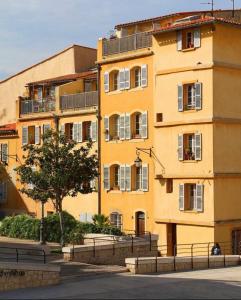 Appartements LE NID DU PANIER - Climatise - Proche vieux port : photos des chambres