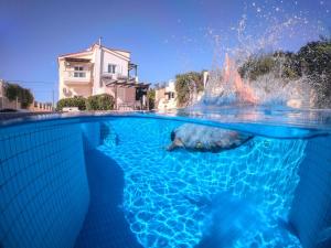 Villa Ifigeneia Private Hot Tub Rooms