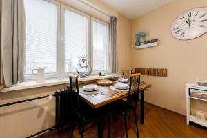 Old Town Vintage Apartment Sturova
