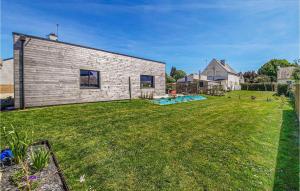 Maisons de vacances Beautiful Home In Moelan-Sur-Mer : photos des chambres