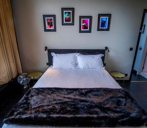 Double Room Glamrock room in Rock Lobster City Lodge