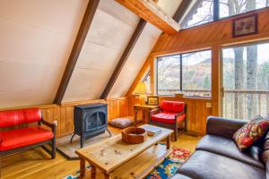 Chalet at Peeks Creek