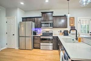 Denison Home with Balcony Walk to Downtown!