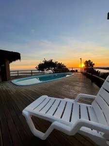 APARTAMENTO NA PRAIA no CONDOMÍNIO JUBIABÁ em OLIVENÇA - ILHÉUS - 奥利文萨