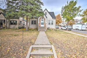 Cozy Minneapolis Escape with Patio Near Dtwn!
