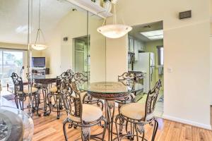 Steps to Pool and Spa Palm Desert Condo