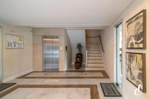 Apartamento com 02 dormitórios