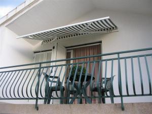 Apartment in Vodice with sea view, balcony, air conditioning, WiFi 612-1