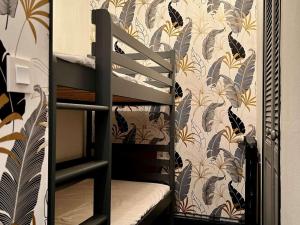 Appartements Studio pieds des pistes avec piscine exterieure - FR-1-505-51 : photos des chambres