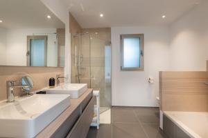 Jardines - Tabor 33 JACUZZI & POOL VIEW 2B