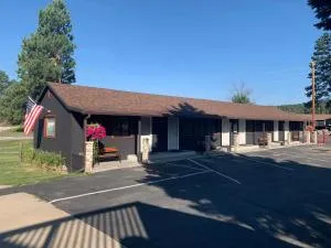 Lantern Inn - Spearfish