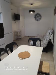 Les Violettes 3 pièces centre ville Antibes