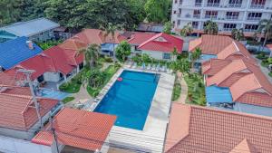 Resort 6-3BR Huge Pool, BBQ, 300m-Beach, 8 mins to Walking Street