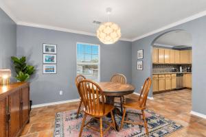 Sunnyside Retreat