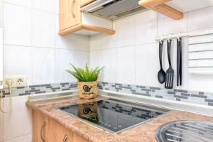 WintowinRentals - La Estancia FREE PARKING