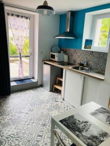 Appartements Logement independant,calme a 2 pas du centre ville : photos des chambres