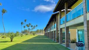 Refúgio Pé na Areia com 4 quartos em Ilhéus - Condomínio Perfeito para Família!