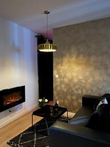 Love hotels La Belle Nuit suite Nuit Etoilee : photos des chambres