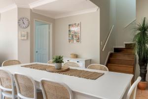 The Sails - Unit 2 - 21 Beech Street