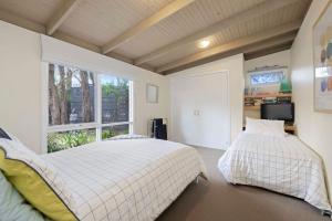 Amongst The Ti Trees Rye