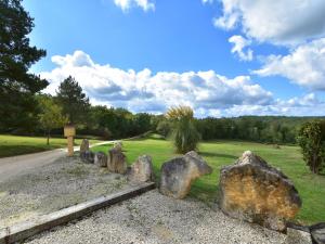 Maisons de vacances Stylish home with private pool near Les Eyzies de Tayac : photos des chambres