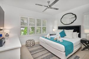 Luxury 2 Bedroom Beach Club Apartment