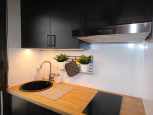 T2 Rénové Bagnères-de-Luchon - 24 Pers - Balcon - FR-1-313-211