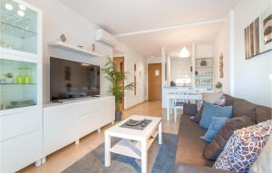 Awesome Apartment In Alhama De Murcia