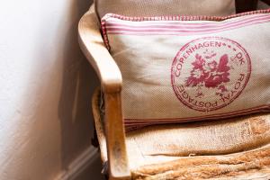 The Edward Townhouse 155 - Steps to Town