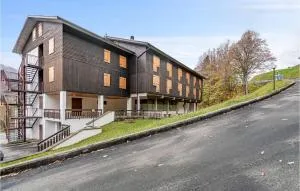 Gorgeous Apartment In Fiumalbo - 菲乌马尔博