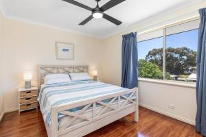 Light & bright Falcon Bay family holiday escape