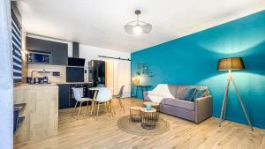 Appartements HOMEY HELSINKI - Hyper centre - Proche Geneve - Terrasse privee - Wifi & Netflix : photos des chambres