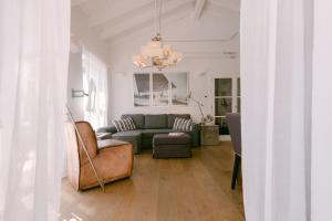 PAVI APARTMENTS Life Style House with private pool 