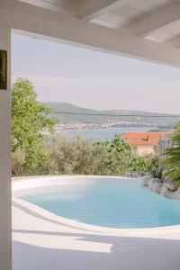 PAVI APARTMENTS Life Style House with private pool