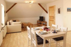 Ferienwohnungen Segebrecht Zirchow