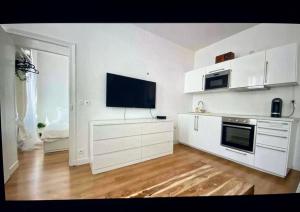 Cute one bedroom in Le Marais