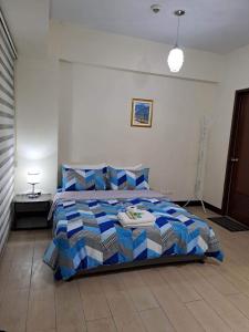 RQUI CONDOTEL NEAR AIRPORT & Resorts World Manila