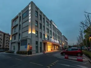 LanOu Hotel Shanghai Sheshan National Forest Park Happy Valley - Chengdong