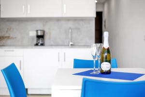 Studio in Torres del Sol Griffin near the beach