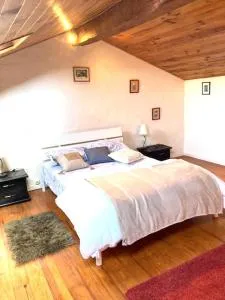 Cocon paisible et confortable. - Le Born