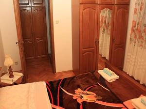 Apartments and Rooms Deskovic