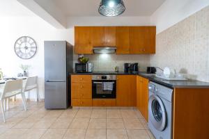 Polyn 1- Bedroom Apartment in Larnaca