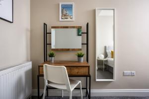 Contemporary Ground Floor Apartment Town Centre