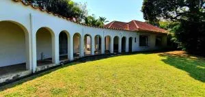 Whale Cottage - Sleeps 8 - Ideal Location - Ramsgate