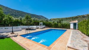 El Olivo de Burbunera Rute by Ruralidays