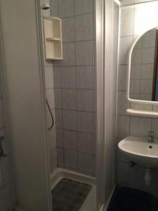 Apartment in Tribunj with terrace, air conditioning, WiFi 5038-4