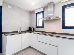 2226-Luxury sea view apartment