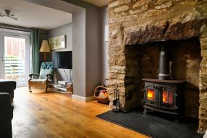Finest Retreats - Bodlawen Holiday House - Edge of Snowdonia